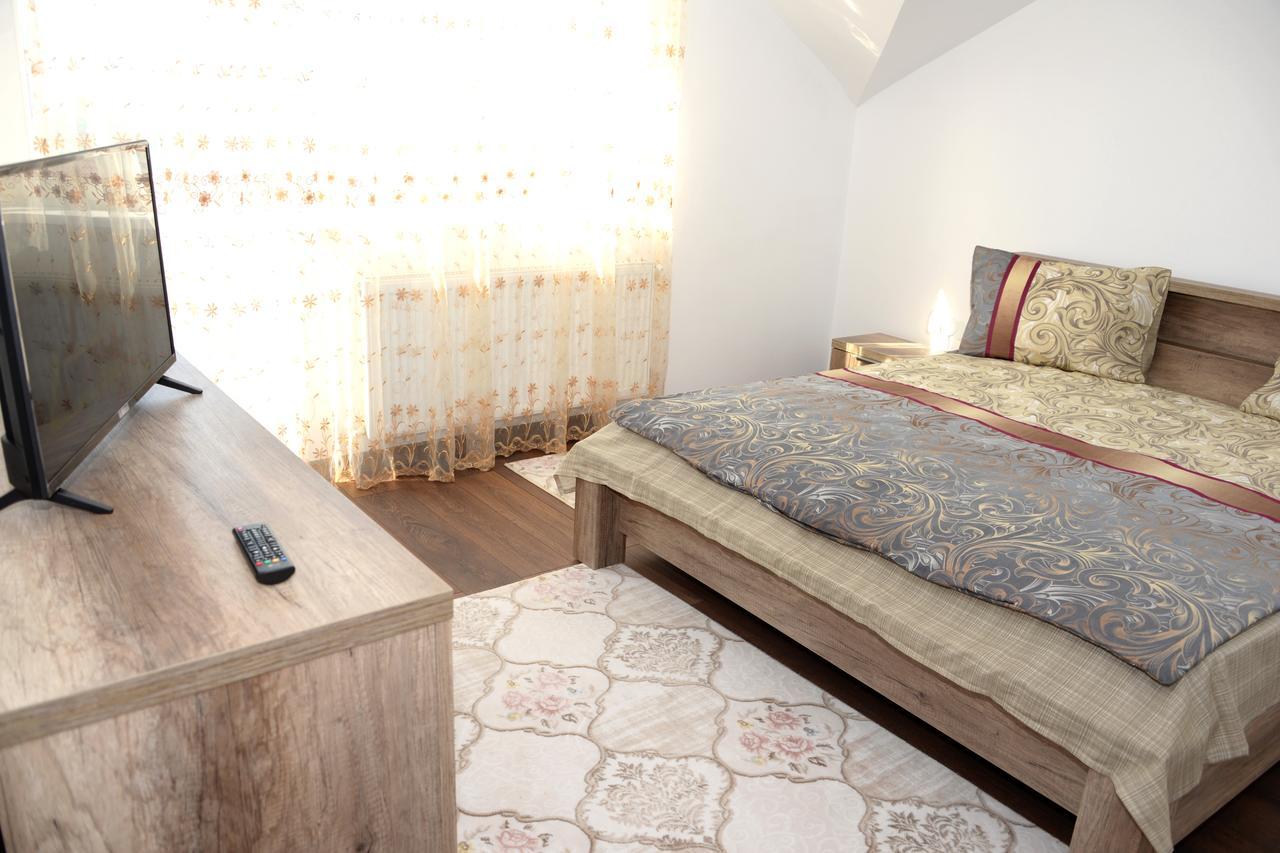 Apartament Rezidential - Alba Iulia Appartement Buitenkant foto